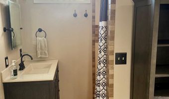 9 Ridge Rd, Atlantic, IA 50022