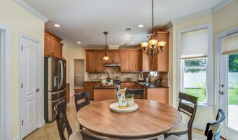220 Lloyd Rd, Aberdeen, NJ 07747