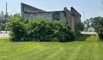 201 Front St N, Backus, MN 56435