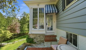 73 Progress St, Lincoln, RI 02865