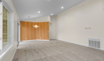 1727 W Hawkes St 8, Arlington Heights, IL 60004