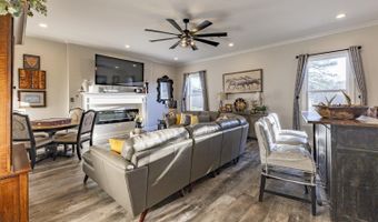 6020 Centark Ct, Alexander, AR 72002