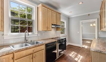 666 Yorkshire Rd NE, Atlanta, GA 30306