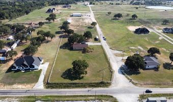 125 Robles Ln, Alvord, TX 76225