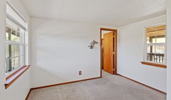 48693 HIGHWAY 242, Broadbent, OR 97414