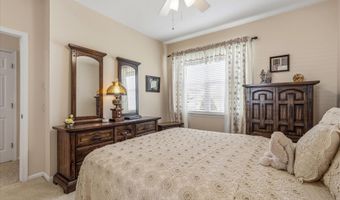 15 Breeze Ter, Barnegat, NJ 08005