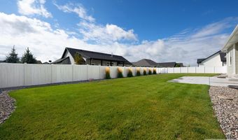 4922 Torcello Dr, Ammon, ID 83406
