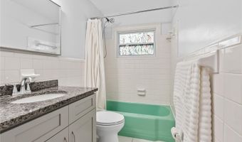 621 ELLSWORTH St, Altamonte Springs, FL 32701