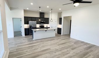 16702 Ted Childs Dr, Athens, AL 35613