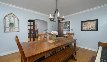 228 Kenwick Dr, Akron, OH 44313