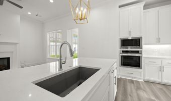 14013 Spalding Way, Baton Rouge, LA 70817