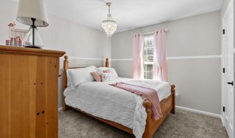 202 Edgewood Dr, Bardstown, KY 40004