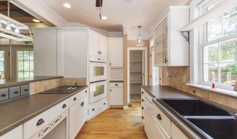 2110 Dena Dr, Anderson, IN 46017