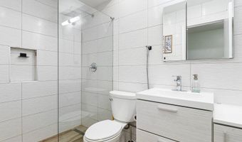 2430 S Shag Bark Trl, Arlington Heights, IL 60005