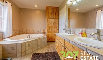 67 Panorama Ln, Cody, WY 82414