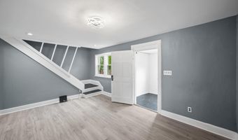 37 2ND Ave, Claymont, DE 19703