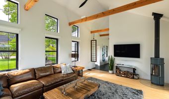 27 Varney Mill Rd, Bath, ME 04530