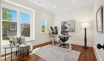 7106 EXETER Rd, Bethesda, MD 20814