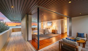 1240 Mokulua Dr, Kailua, HI 96734