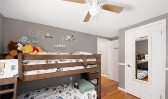 22 Clyde St, Blackstone, MA 01504