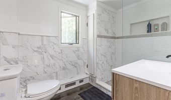 50 Chidsey Rd, Avon, CT 06001