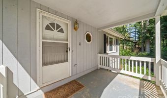 33 Baker Dr, Asheville, NC 28806