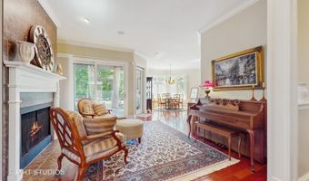 870 Legacy Rdg, Algonquin, IL 60102