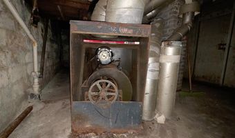 2701 Viewland St, Alton, IL 62002