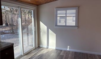 656 Hazelwood Dr, Vermilion, OH 44089