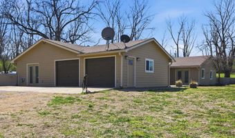 9540 SW Hodges Rd, Auburn, KS 66402