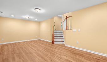 892 Queen City Cres, Apex, NC 27523