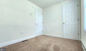 210 W HIGH St, Felton, DE 19943