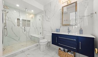 27 THIRD St, Beach Haven, NJ 08008