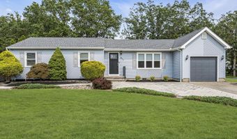 317 Trenton Ave N, Bayville, NJ 08721