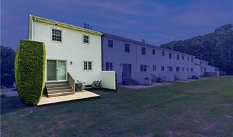 100 Scenery Ln, Johnston, RI 02919