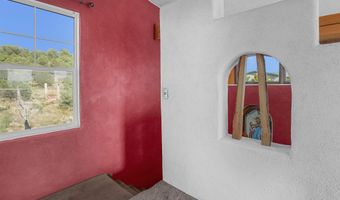 803 Highway 522, Arroyo Hondo, NM 87529