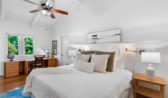 507 Kawailoa Rd B, Kailua, HI 96734