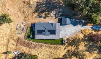 1560 Pinto Dr, Angels Camp, CA 95222