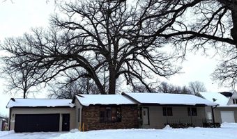 332 N Thorington St, Algona, IA 50511