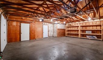 105 S Dubuque St, Albion, IA 50005