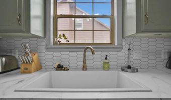 1100 Ruth Rd, Altus, OK 73521