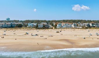 2 CHICAGO St, Dewey Beach, DE 19971
