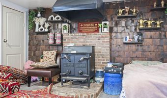 45 Sherwood Dr, Augusta, ME 04330