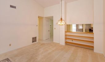 1055 KENSINGTON PARK Dr 711, Altamonte Springs, FL 32714