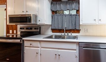 260 Morton Ln, Appomattox, VA 24522