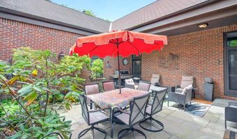 101 E Krumkill Rd, Albany, NY 12208
