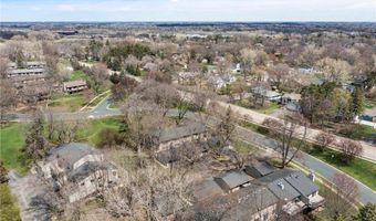 4377 Arden View Ct, Arden Hills, MN 55112