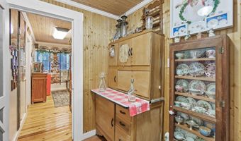 1748 Georgia St, Alford, FL 32420