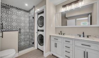 1120 COURTLAND St, Orlando, FL 32804