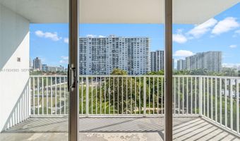 2801 NE 183rd St 510W, Aventura, FL 33160